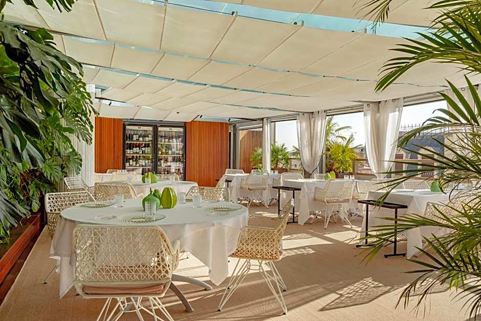 Claris Hotel & Spa GL, a Small Luxury Hotel of the World