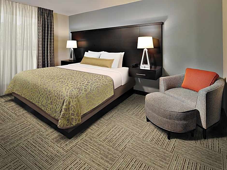 Staybridge Suites Dearborn Mi By IHG