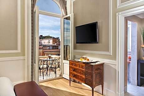 High Floor Suite, 1 Bedroom Junior Suite, 1 King, Sofa bed