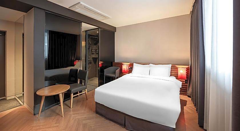 Golden Business Hotel