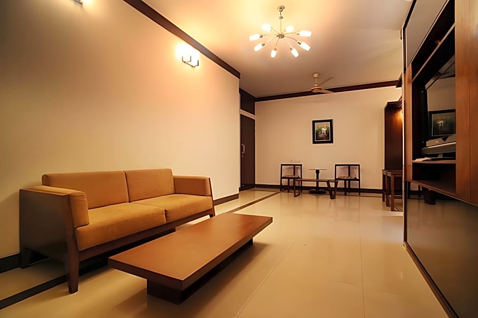 Anchorage - The Residence