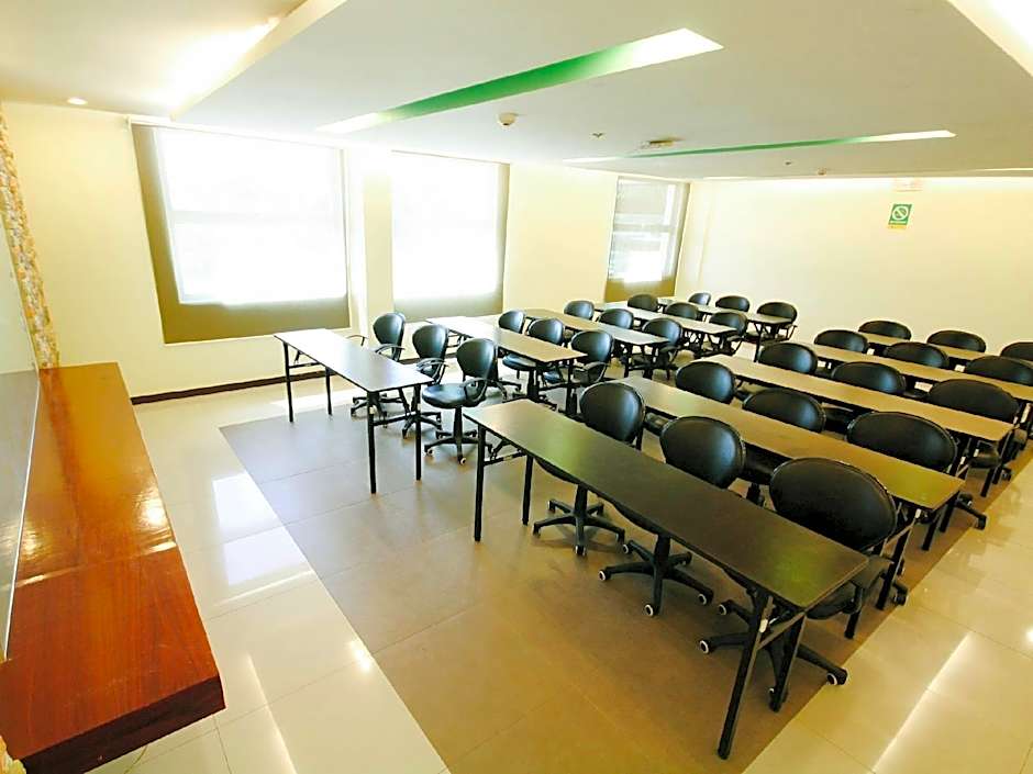 Go Hotels Bacolod