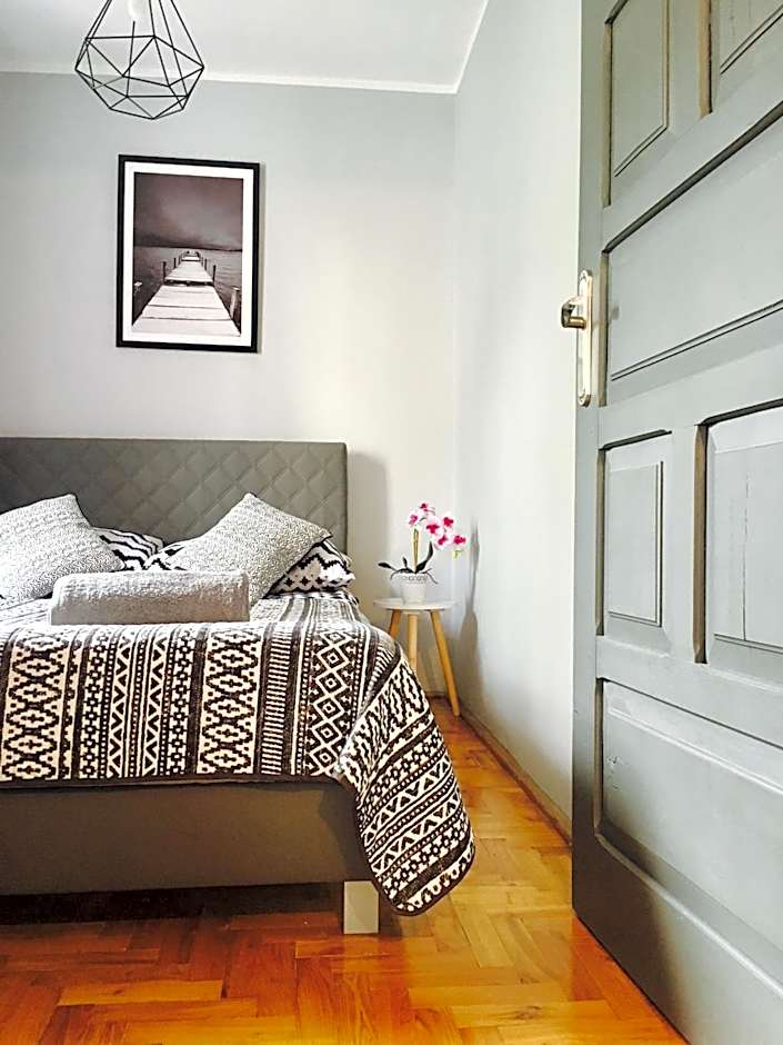 ClickTheFlat Hoża Street Apart Rooms