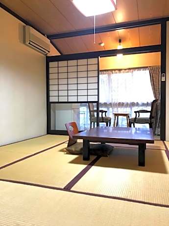 Japanese-Style Room - Smoking