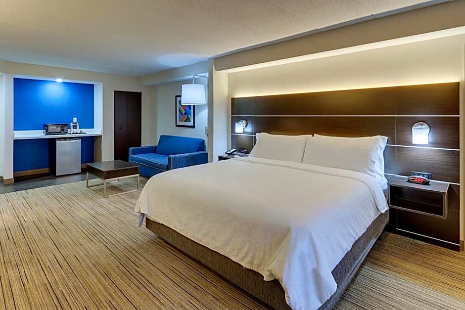 Holiday Inn Express & Suites Troy By IHG