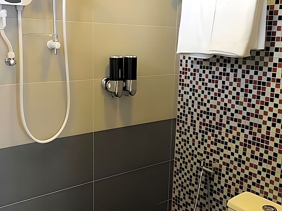 Cute Hotel & Dorms Ipoh