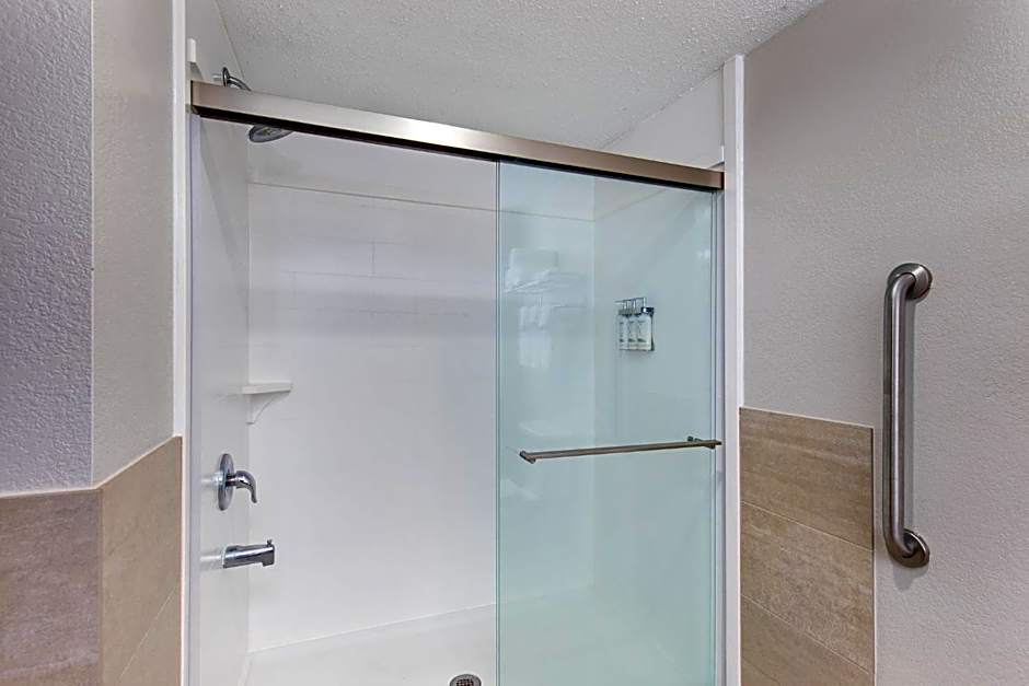 Holiday Inn Express Hotel And Suites Kings Mountain By IHG