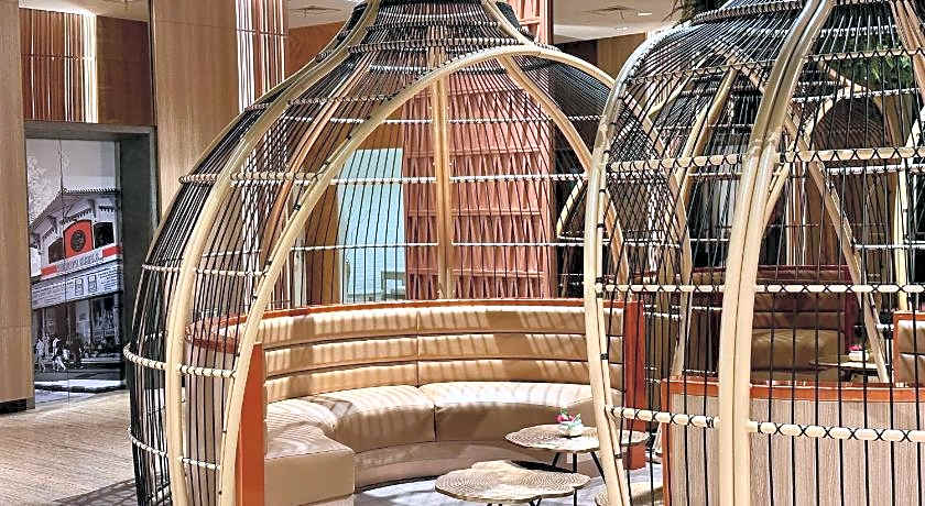 HARRIS Hotel & Conventions Gubeng