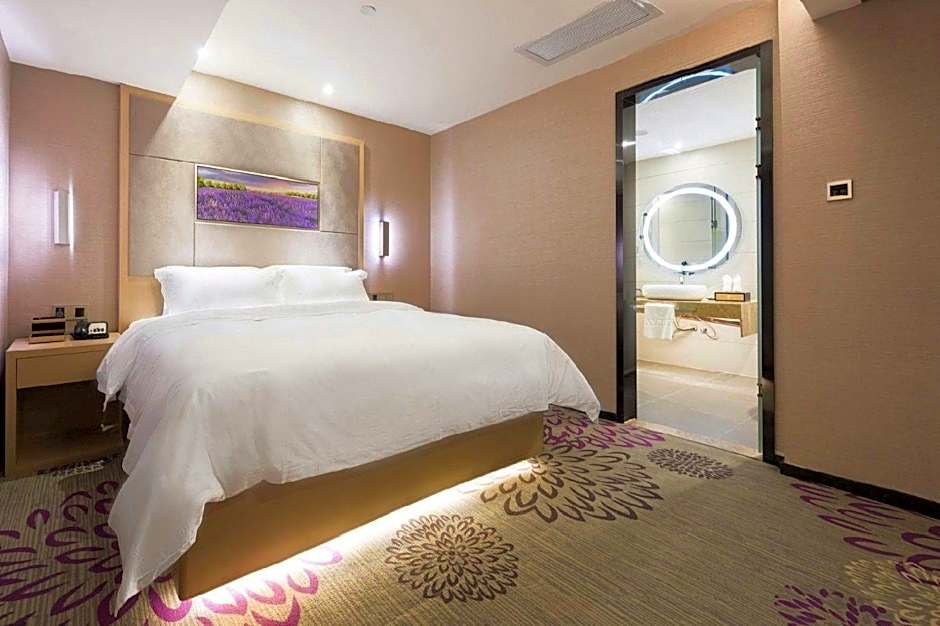 Lavande Hotel Heyuan Avenue Asia's first fountain