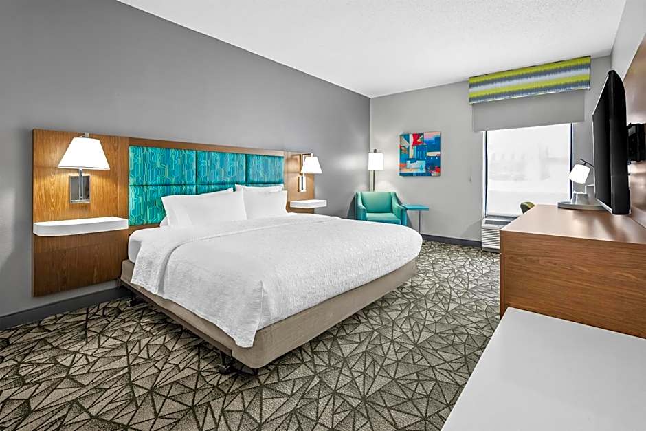 Hampton Inn By Hilton Bloomington West