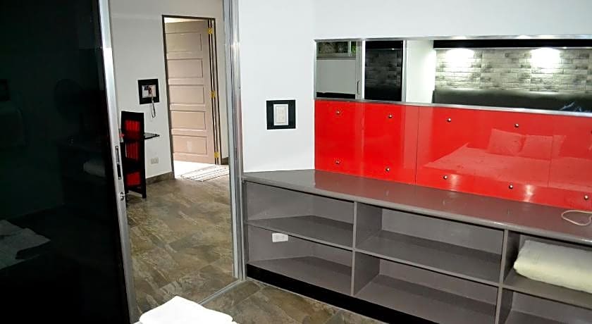 Micky Santoro- Apartments