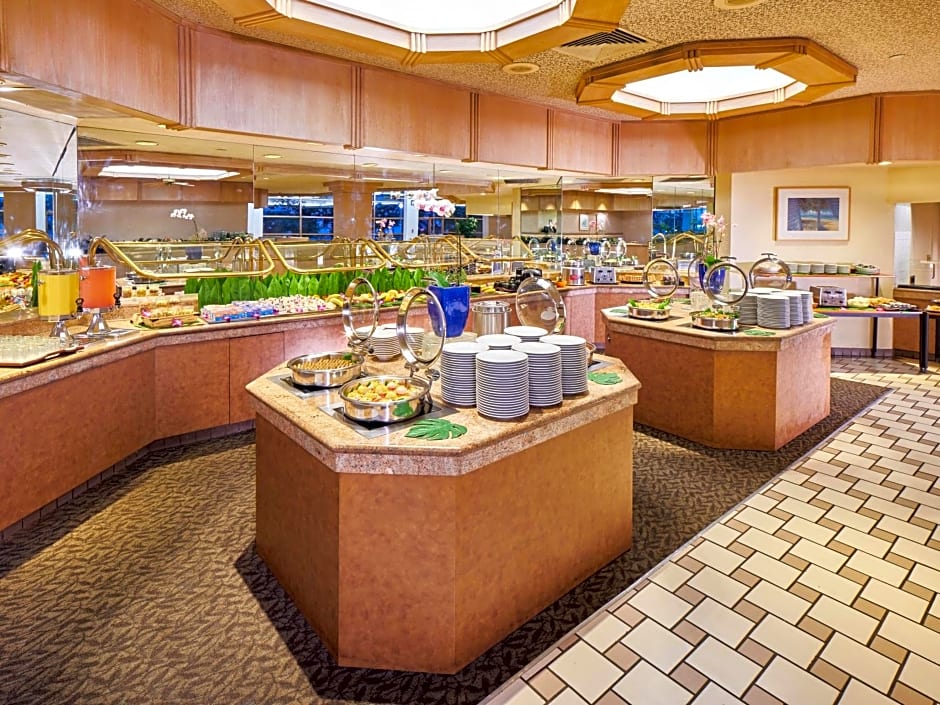 Ala Moana Honolulu by Mantra