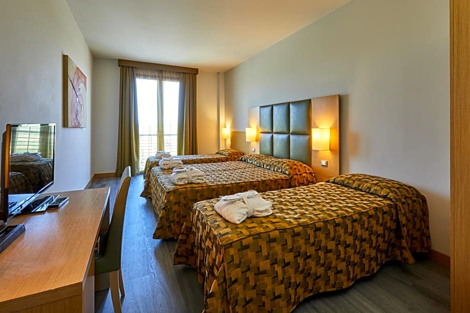 Castelmartini Wellness & Business Hotel