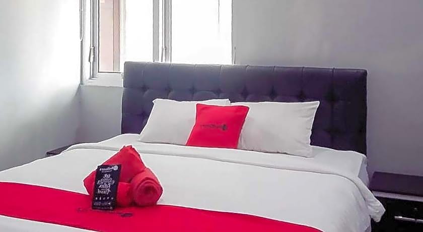 RedDoorz @ Jalan Pendidikan Mataram