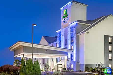 Holiday Inn Express Hotel & Suites Louisville East By IHG