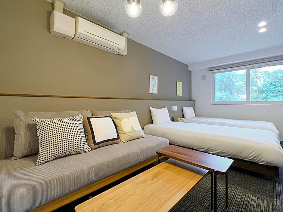 UCHI Living Stay Otaru Suitengu