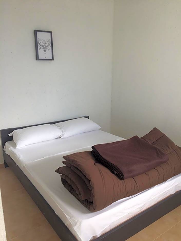 El Petate Hostel