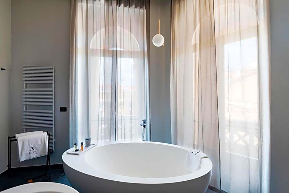 Amadomus Luxury Suites