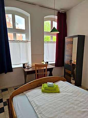 Single Room with Shared Bathroom