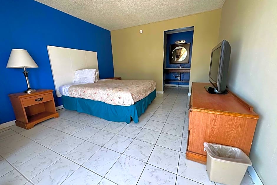 Travelodge by Wyndham Lumberton