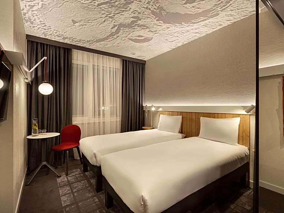 ibis Kyiv Beresteiska