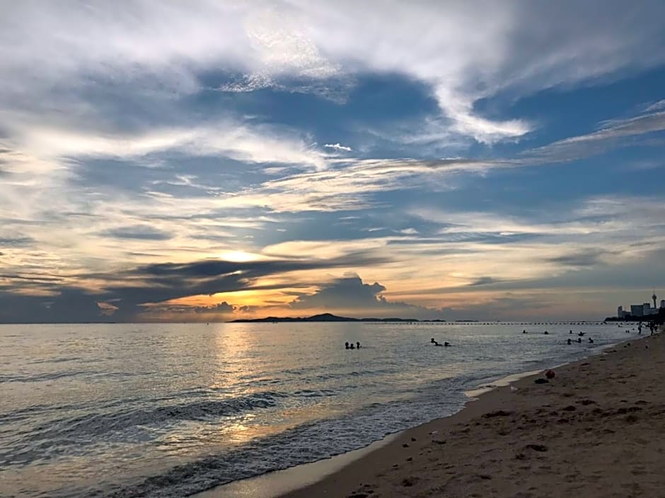 A title Guestel jomtien