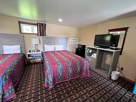 Double Room with Two Double Beds - Non-Smoking