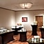 Sheraton Minneapolis West Hotel