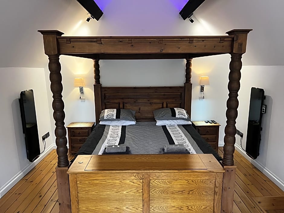 Castle House Holiday Home