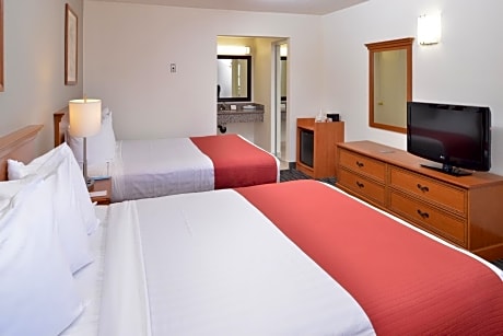 Queen Room with Two Queen Beds - Non-Smoking