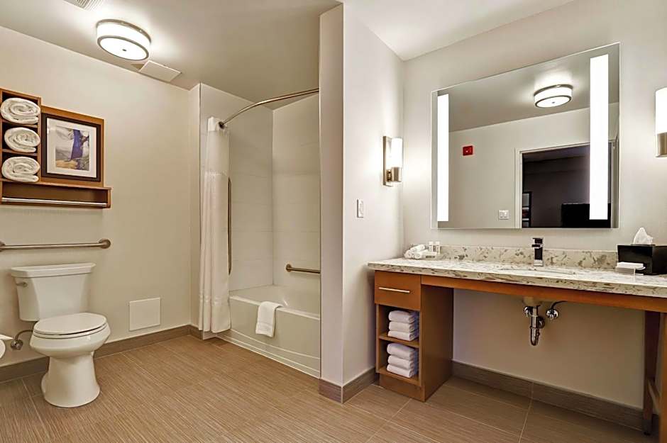 Homewood Suites by Hilton Ottawa-Kanata