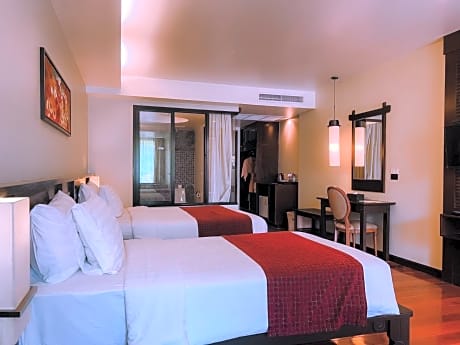 deluxe double or twin room