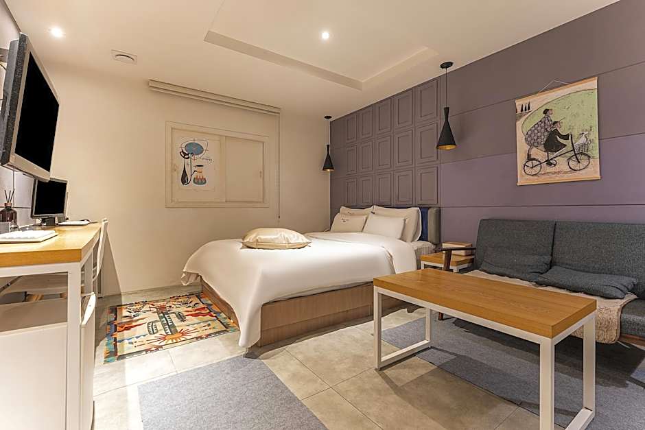 Hotel Yaja Hwajeong Station
