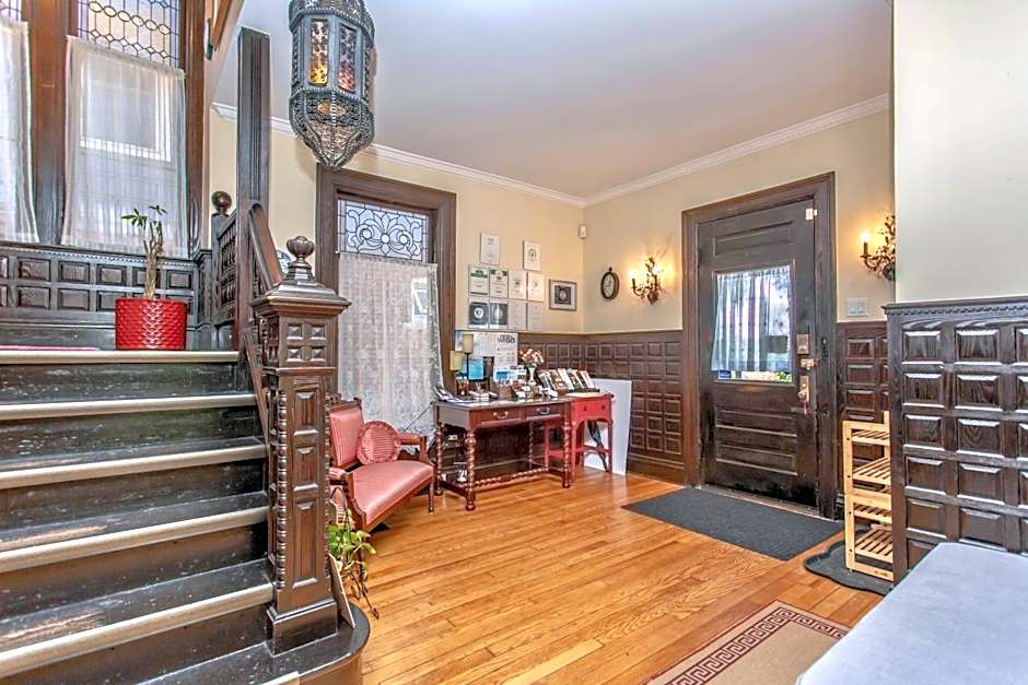 Redwood Bed and Breakfast