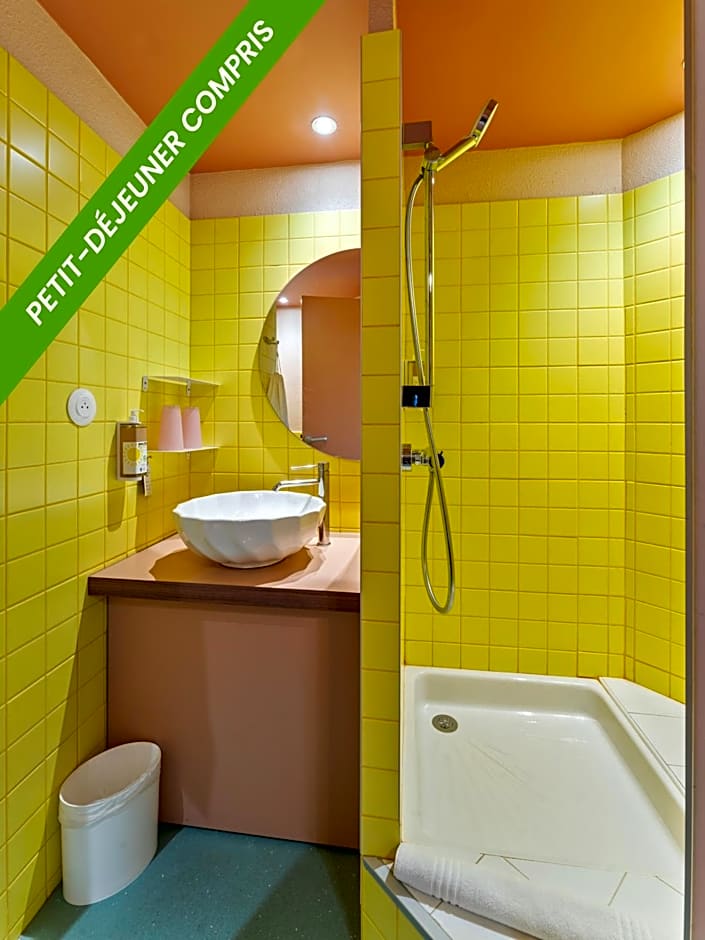ibis Styles Pont du Gard Route d'Avignon