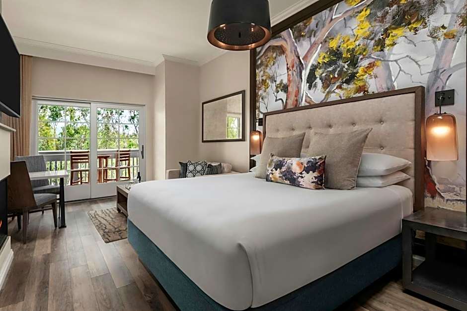 River Terrace Inn
