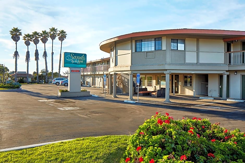 Sands By The Sea Motel