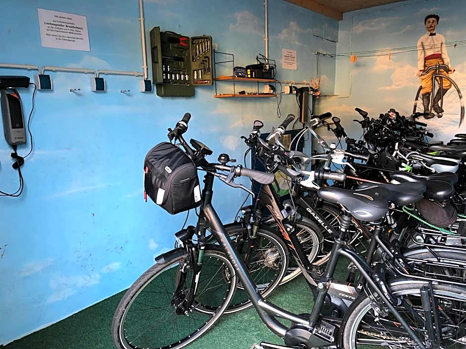 Hotel Orthwein -kostenfreie Parkplatze-