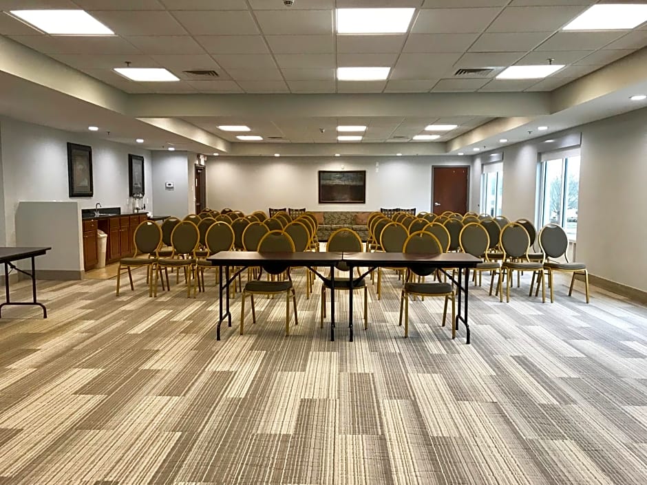 Holiday Inn Express Hotel & Suites Somerset Central By IHG