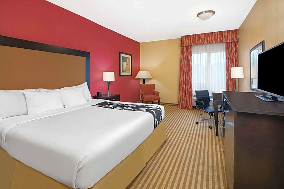 La Quinta Inn & Suites by Wyndham Union City