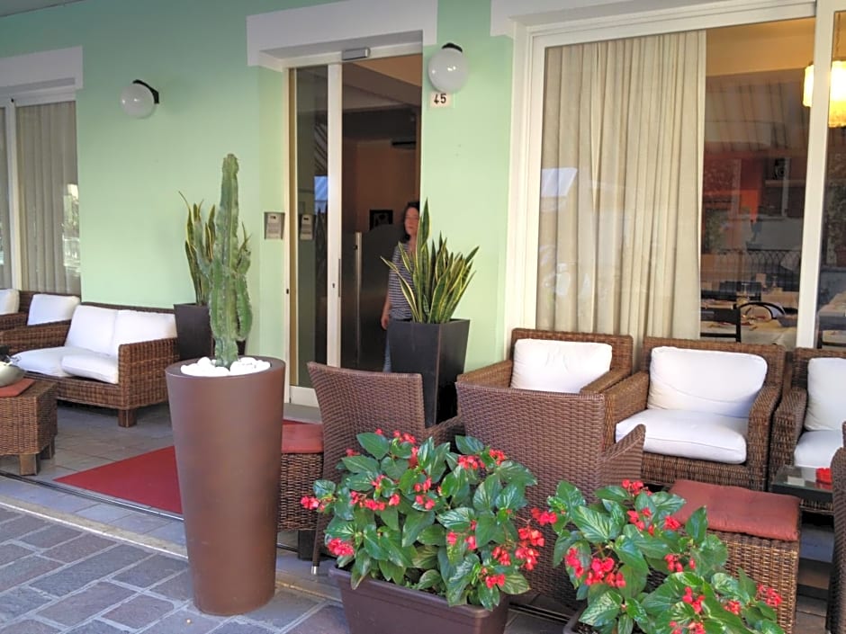 Hotel Ferrara