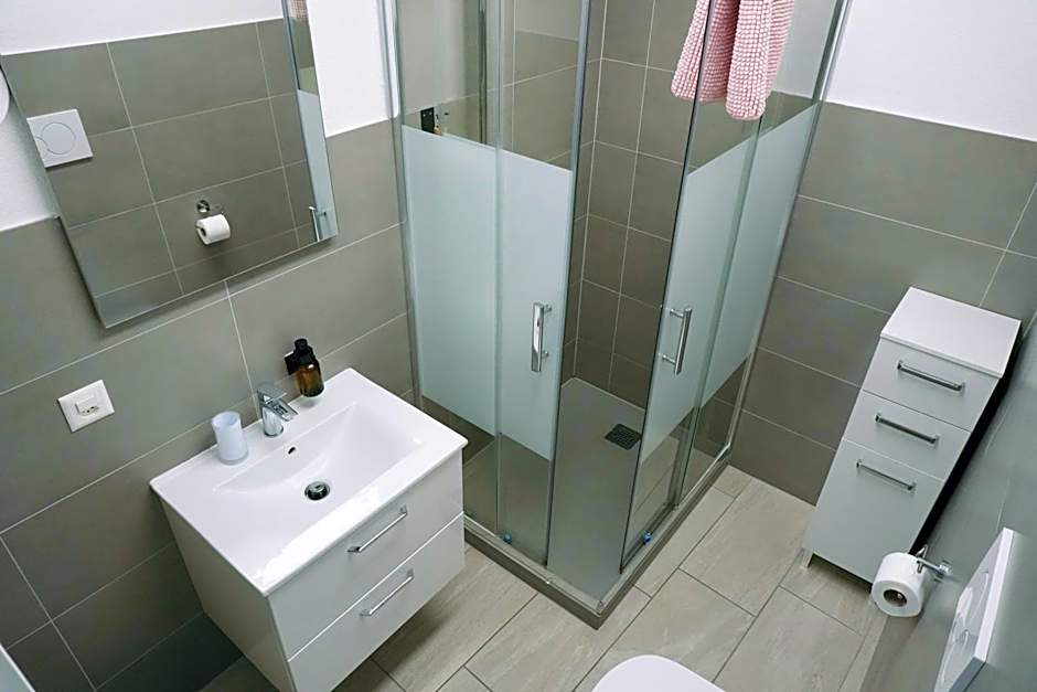 REST AND RESTAURANT in Roveredo