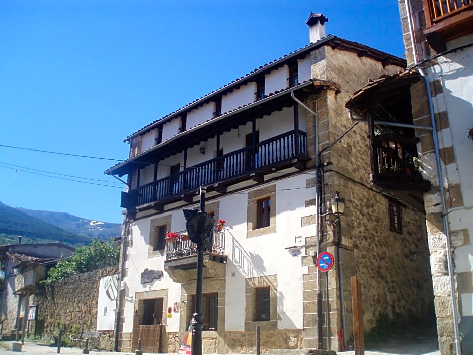 Hotel La Casa Chacinera