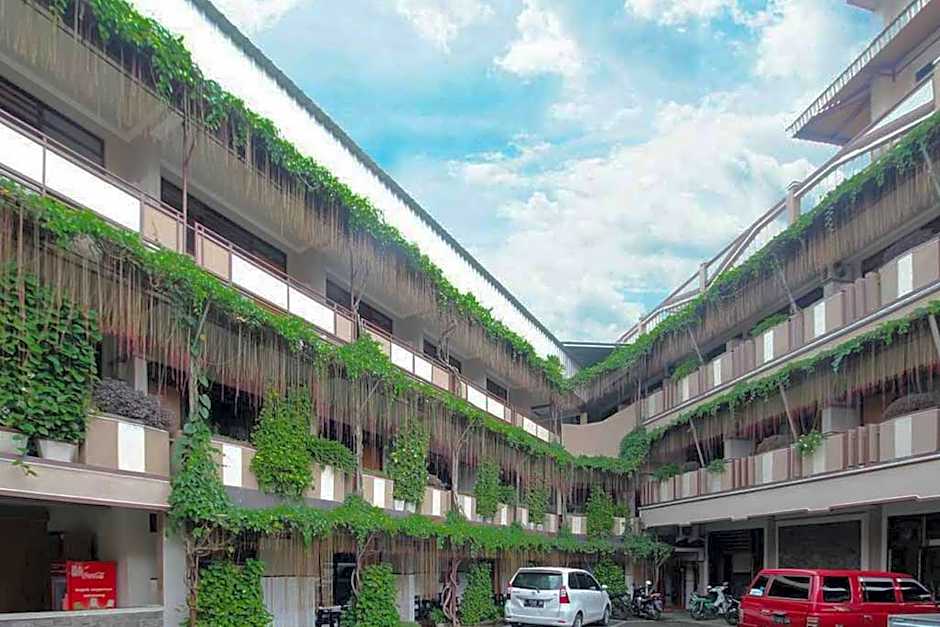 Hotel Lestari Near Lippo Plaza Mall Jember