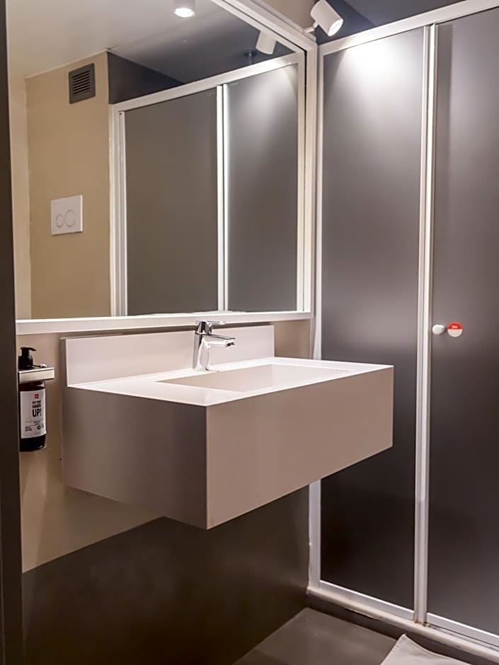 Hotel Ibis Buenos Aires Congreso