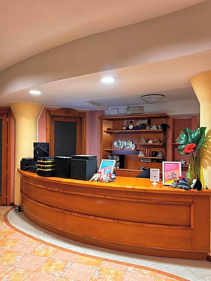 Euro Hotel
