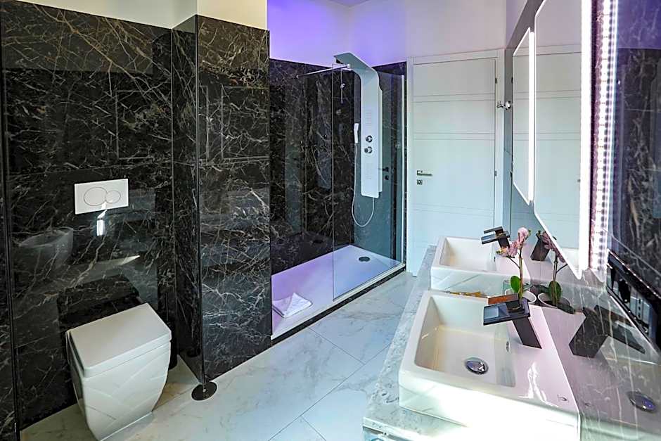 Escape Luxury Suite - CA Domus Collection