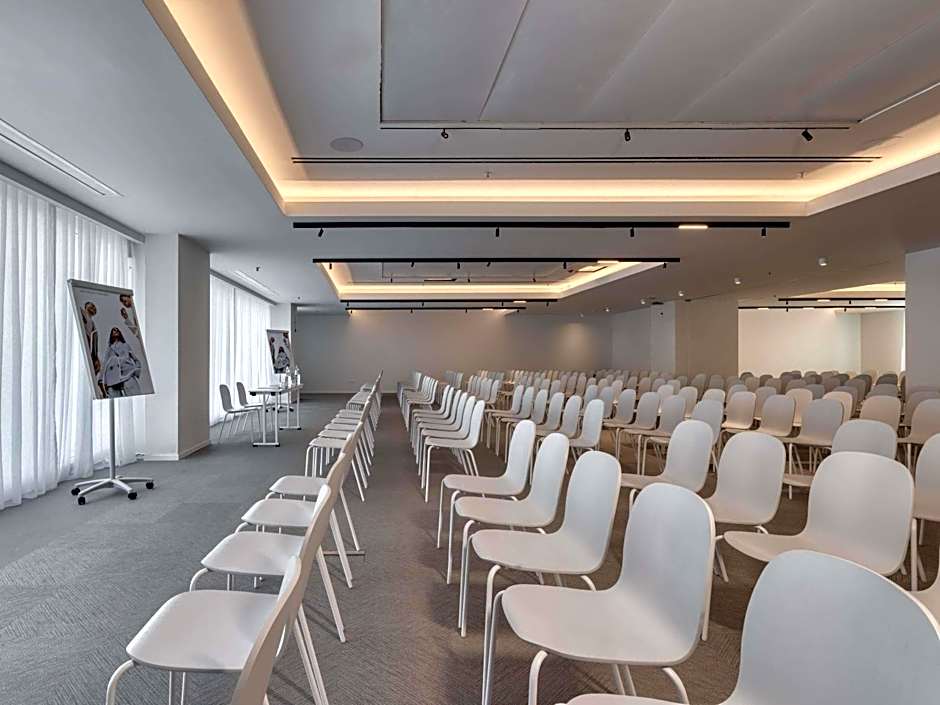 Mercure Patras Astir