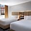 Courtyard by Marriott New York Manhattan/Soho