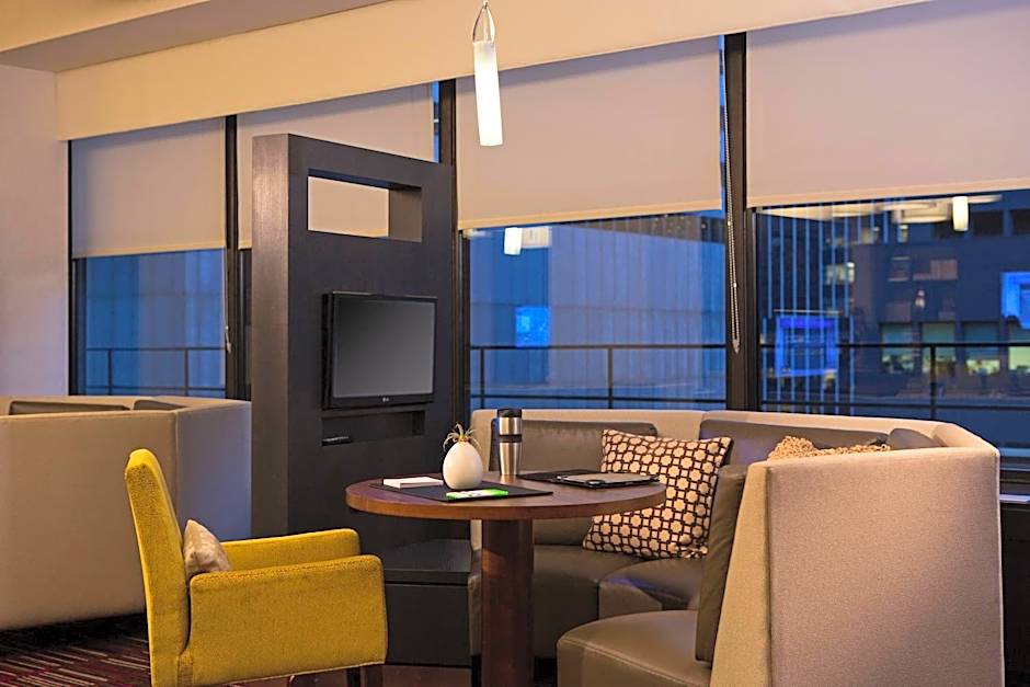 Courtyard by Marriott New York Manhattan/Midtown East
